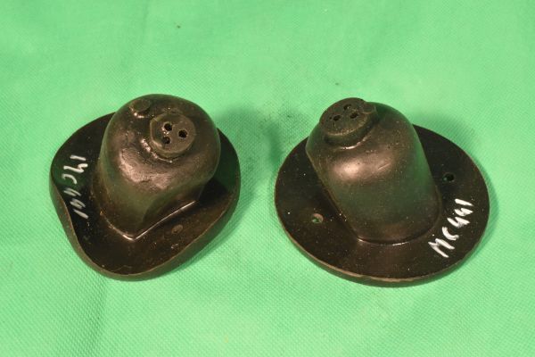 MC441_kl Satz Unterlagsgummis Rückleuchte Topo C