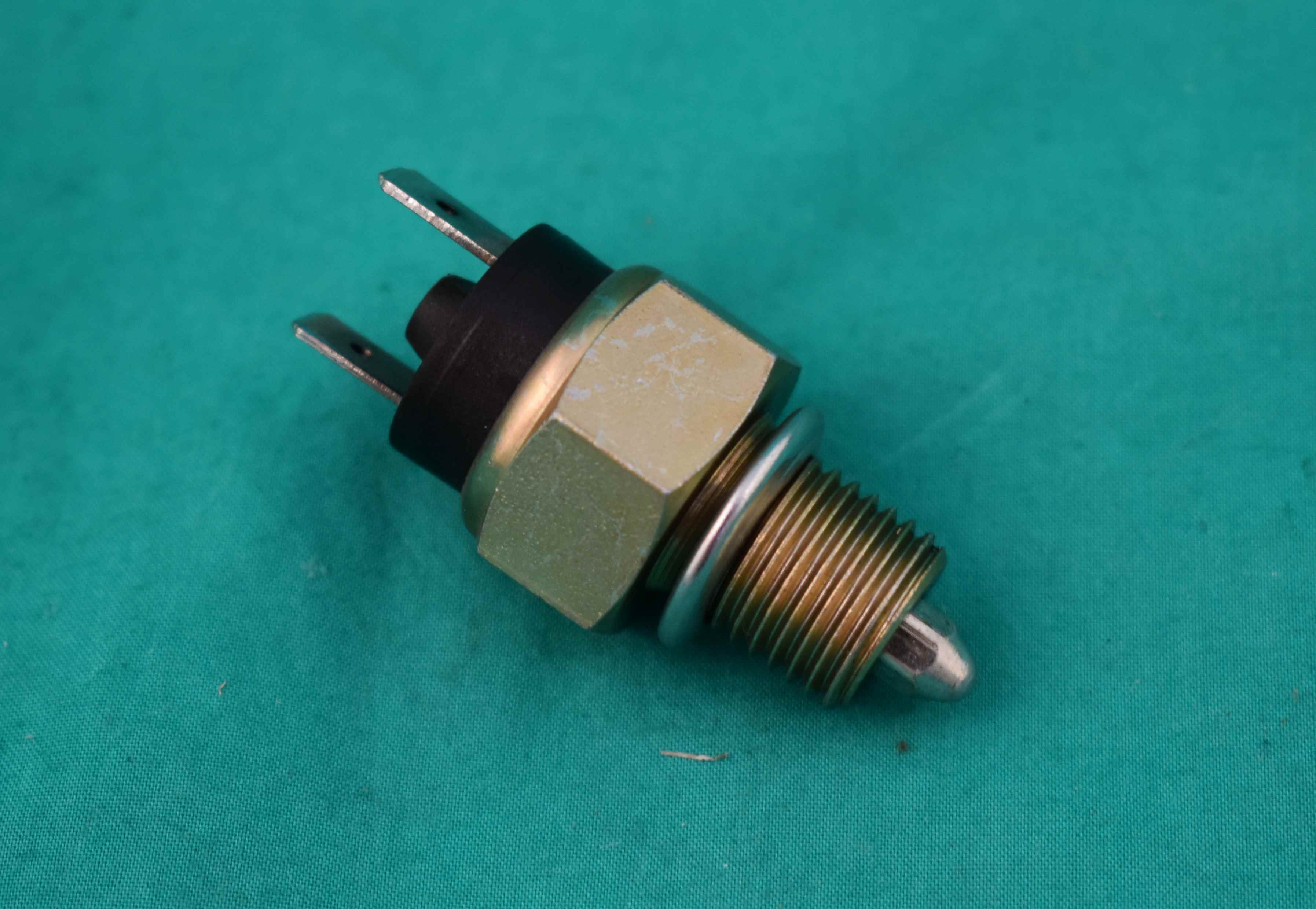 3004143258_kl Schalter für Rückfahrscheinwerfer