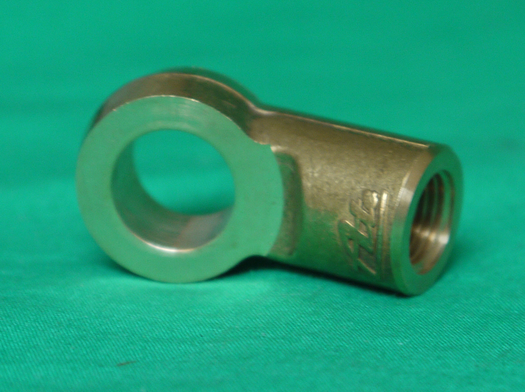 1x7x155_b_kl55c4bc57f1182 Ringstutzen