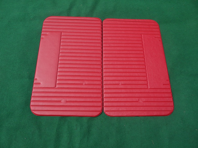 4x11x693_b_kl Satz Türverkleidungen Kunststoff rot Fiat 500 R