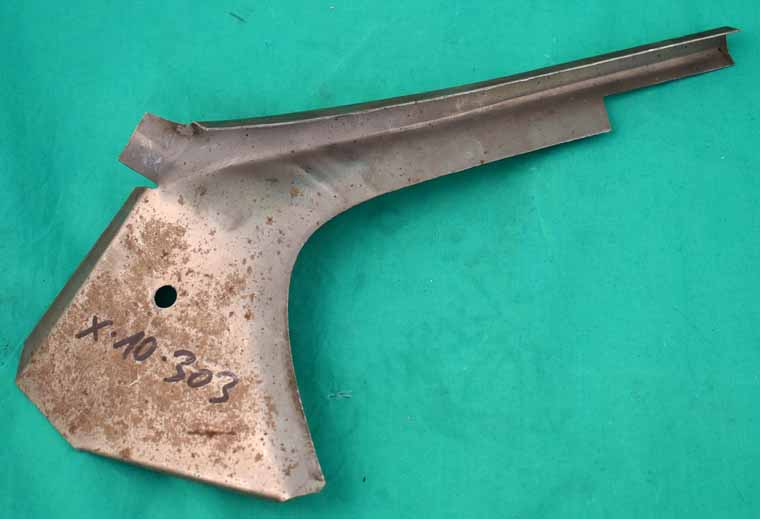 Xx10x303_a_kl Eckblech um Rücklicht links 4G Fiat X1/9