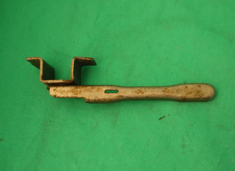 3004170427_kl Hebel Kofferdeckel