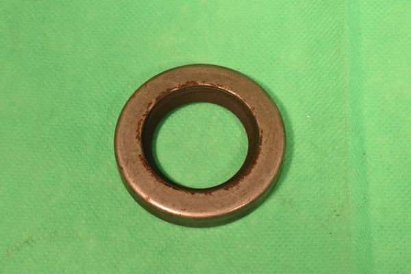 B43157_kl Getriebesimerring Hauptwelle vorne 124