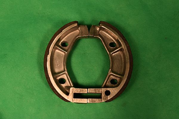 5x7x411_kl 5x7x411 Handbremsbacken 600 1. Serie AT