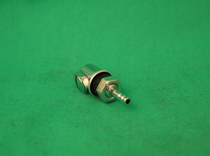 1x9x850_kl Spritzdüse aus Metall, verchromt