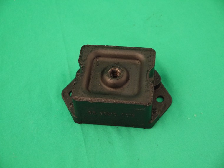 1x1x901_a_kl Gummilager für Motoraufhängung original