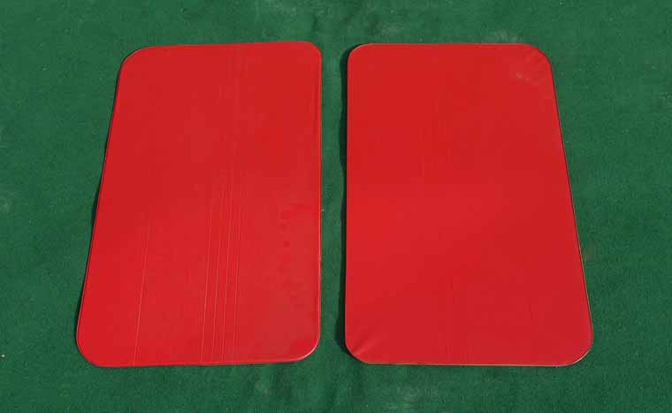4x11x696_kl Satz Türverkleidungen Kunststoff rot Fiat 500 R