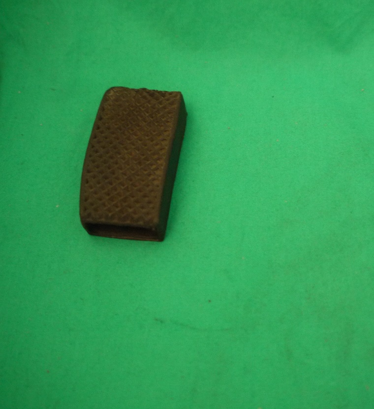 2x8x014_kl Gummi für Gaspedal 500 F,L,R 126