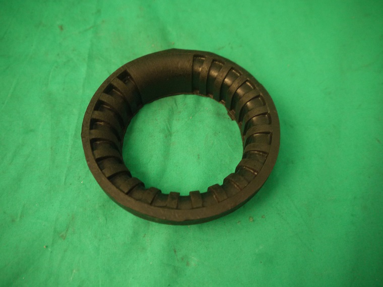 2x4x203_kl Gummiring zum Federsitzring