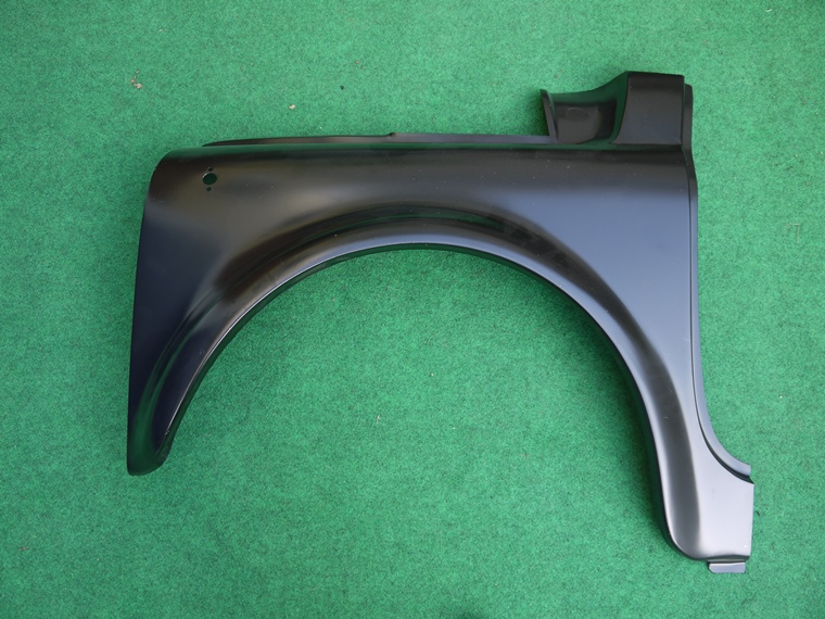 1x10x037_kl Kotflügel vorne links