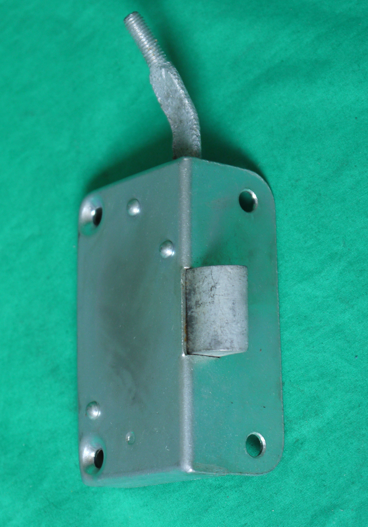 7012764310 Türschloß innen rechts