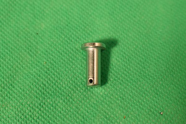 2x9x697_klMMb3hozfepTTP Bolzen für Starterseilzug vorne