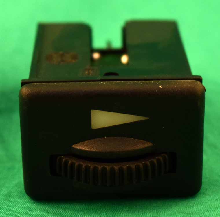 Xx9x621_a_kl Dimmer für Instrumenten- beleuchtung X1/9 5G