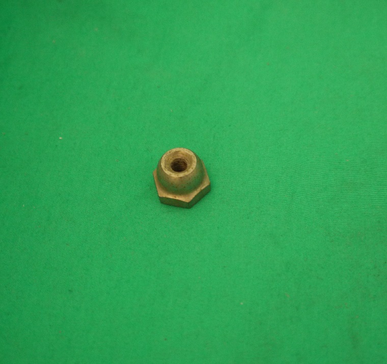 2x8x103_kl Mutter für Kupplungsseil