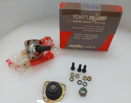 Tragarmkopf unten Fiat 124 Spider/Coupe