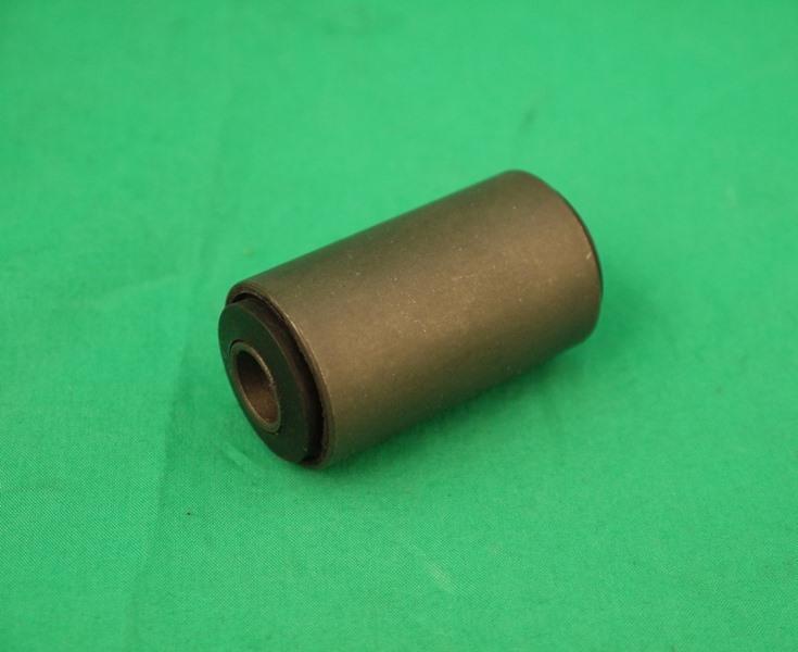1x4x004_kl Silentblock für Blattfeder, Achsschenkel