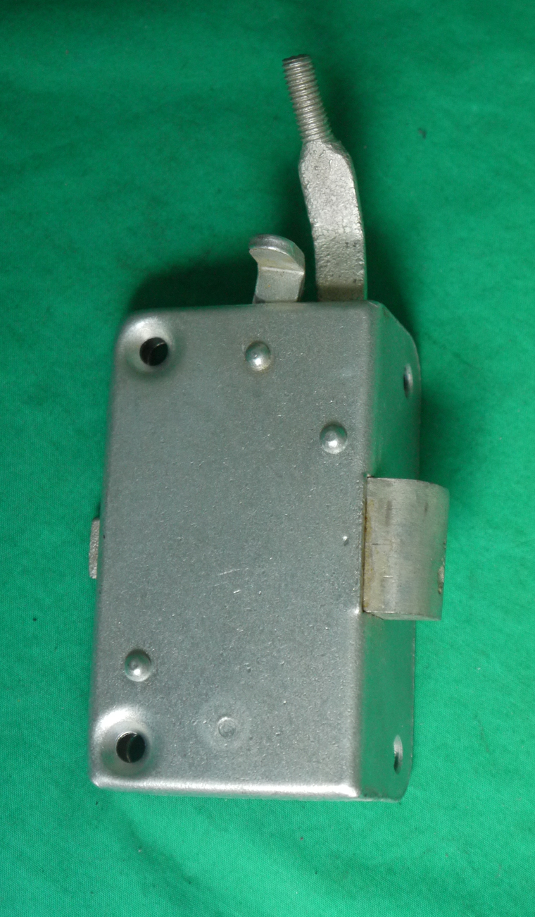 7011764300 Türschloß innen rechts