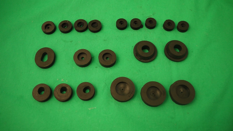 2x11x801_kl Satz Gummidurchführungen 20-teilig