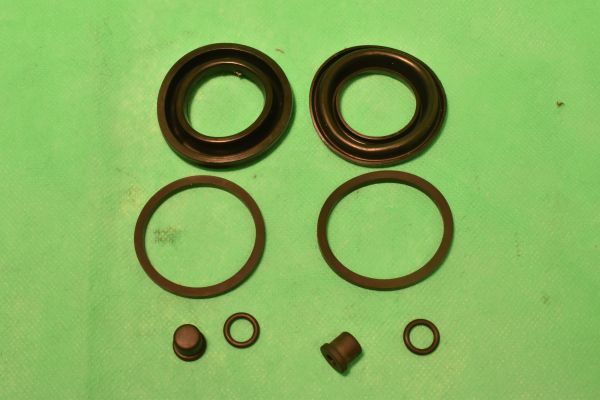 8x7x107_kl Manschettensatz hinten X1/9 124 38mm