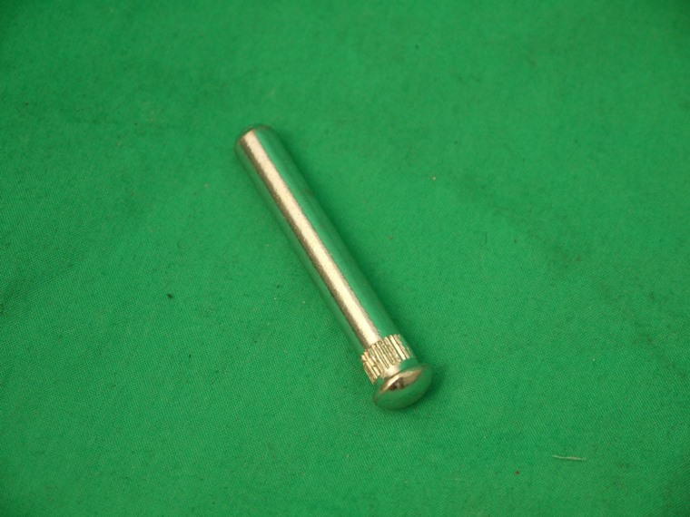 1x11x660_kl Scharnierbolzen