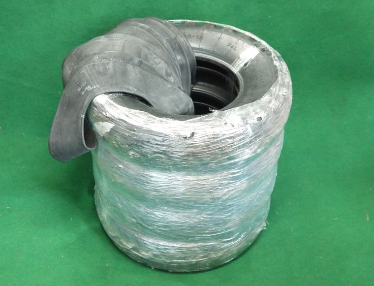 3x7x005_kl Reifen Hafl Uni 165-12 Set mit Schlauch