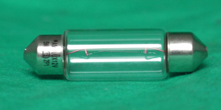 50118589_kl Soffittenlampe 12V 5W dazu