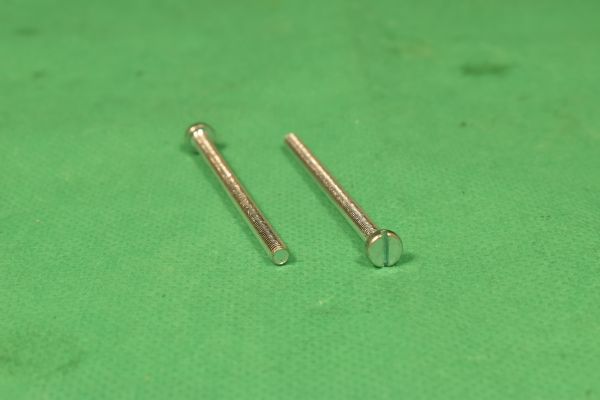 Satz Schrauben für 700C Rücklichtglas