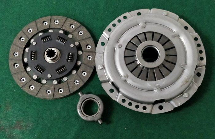 3x1x832_a_kl Kupplungssatz KS180 Federteller