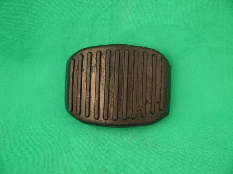 1x8x001_kl Pedalgummi für Kupplungs- und Bremspedal Fiat 500 N/D