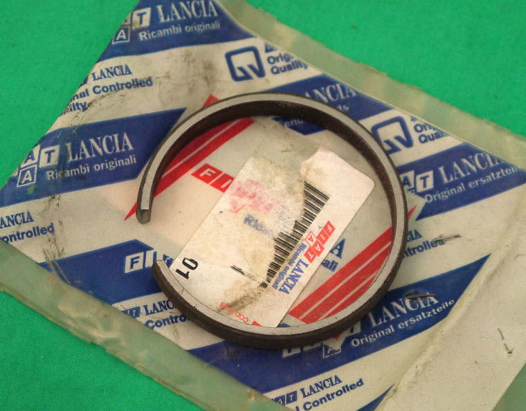 6x2x101_kl Synchronring Fiat X1/9 3+4  (5.) Gang Originalteil