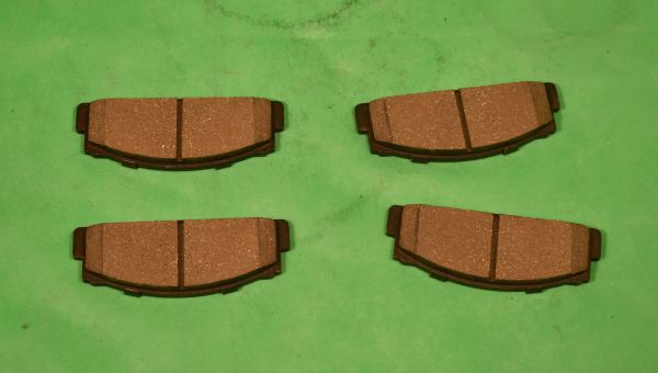 6x7x402_a_klEj3exT57ri1br Satz Bremsklötze 124AS/AC 1.Serie